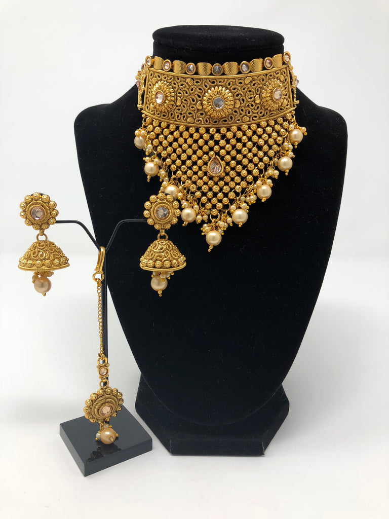 Divine Lakshmi with Colour Stones 22KT Antique Gold Necklace