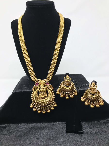 Temple Neck Fitting Jewelry Set